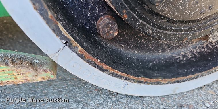 image for item DQ1166 2014 JLG Industries 1932RS  scissor lift