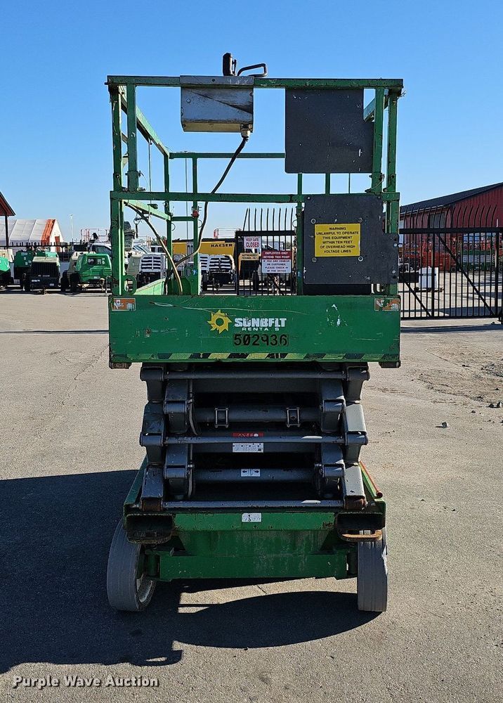 image for item DQ1167 2012 Skyjack SJIII 4632  scissor lift