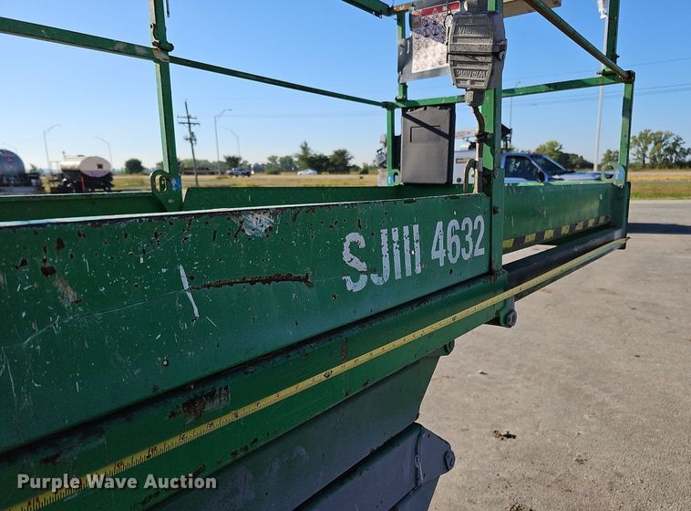 image for item DQ1167 2012 Skyjack SJIII 4632  scissor lift
