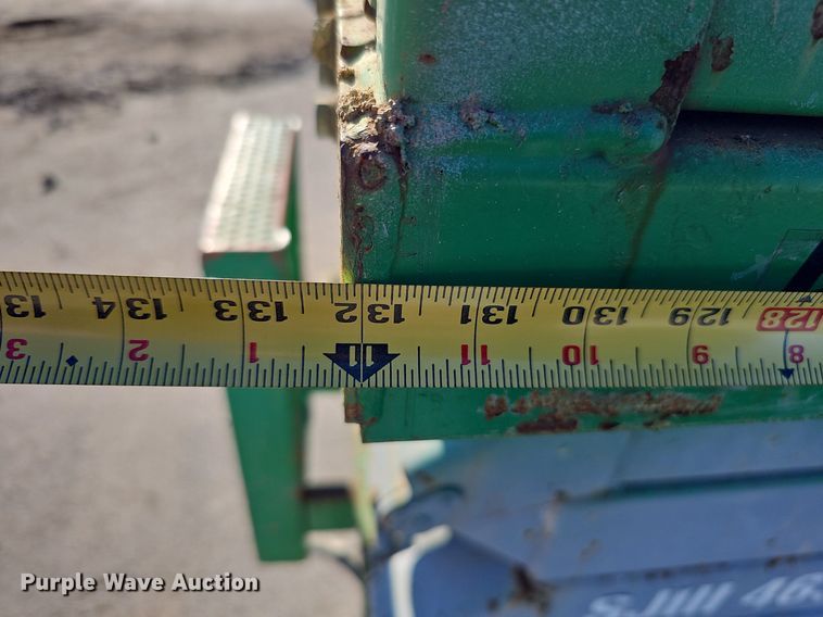 image for item DQ1167 2012 Skyjack SJIII 4632  scissor lift