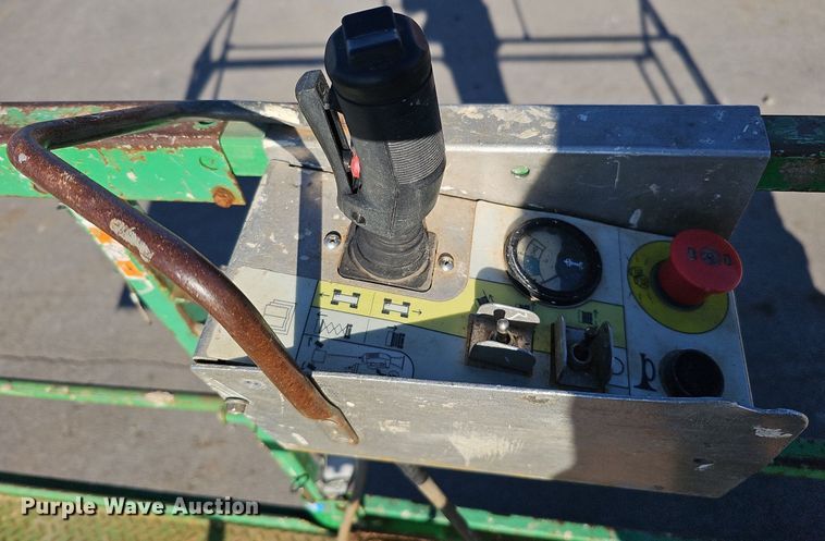 image for item DQ1167 2012 Skyjack SJIII 4632  scissor lift