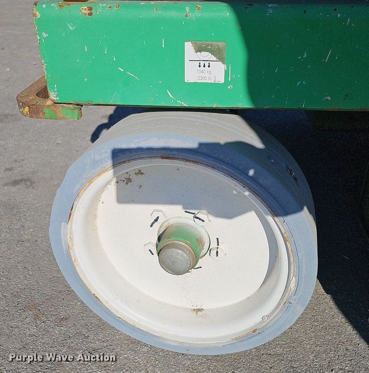 image for item DQ1167 2012 Skyjack SJIII 4632  scissor lift