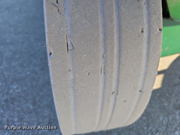 image for item DQ1167 2012 Skyjack SJIII 4632  scissor lift