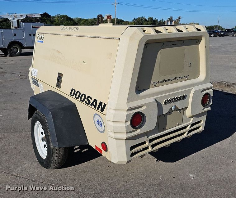 image for item DQ1168 2016 Doosan P185WDO-TF  air compressor