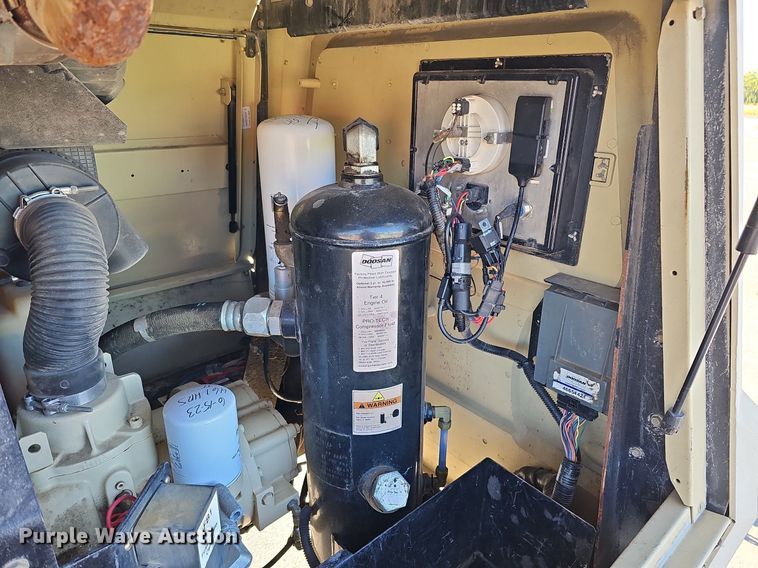 image for item DQ1168 2016 Doosan P185WDO-TF  air compressor