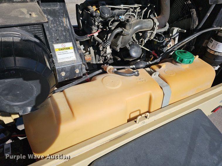 image for item DQ1168 2016 Doosan P185WDO-TF  air compressor