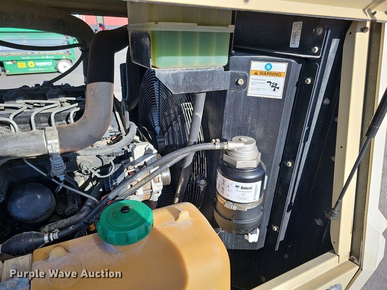 image for item DQ1168 2016 Doosan P185WDO-TF  air compressor