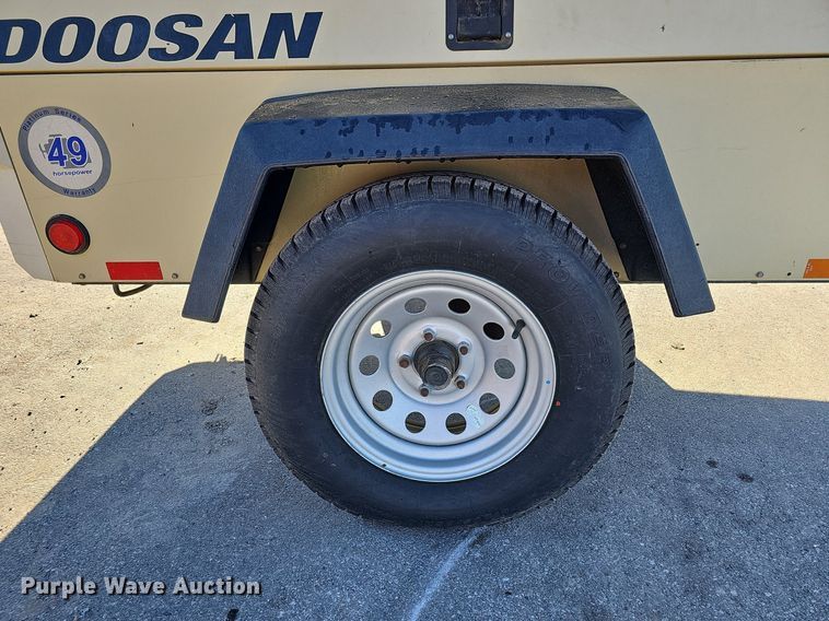 image for item DQ1168 2016 Doosan P185WDO-TF  air compressor