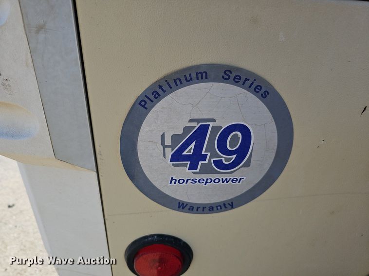 image for item DQ1168 2016 Doosan P185WDO-TF  air compressor