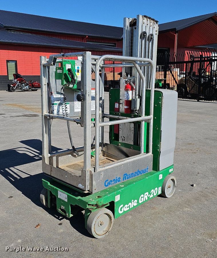 image for item DQ1169 2019 Genie GR-20  vertical lift