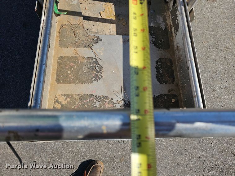 image for item DQ1169 2019 Genie GR-20  vertical lift