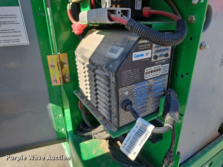 image for item DQ1169 2019 Genie GR-20  vertical lift