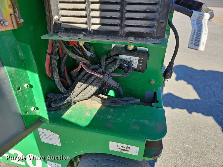 image for item DQ1169 2019 Genie GR-20  vertical lift