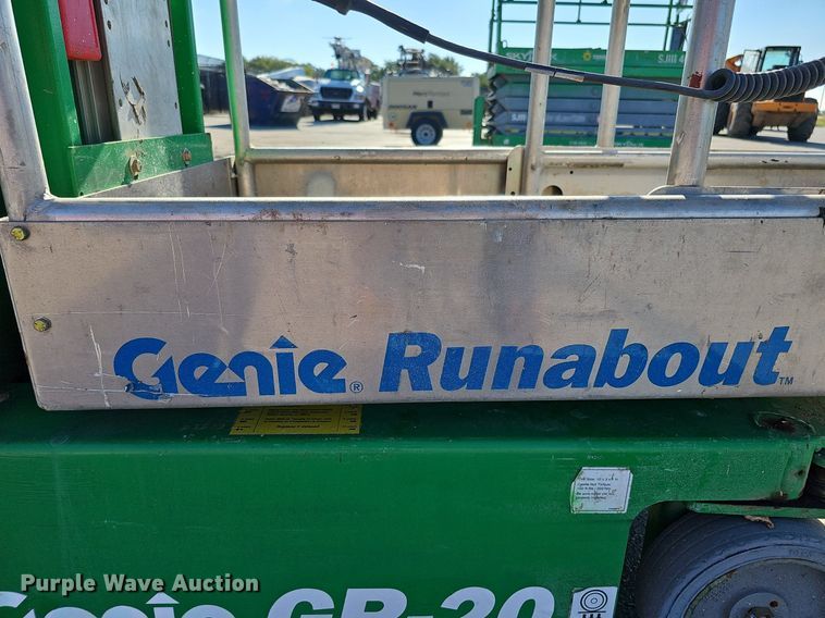image for item DQ1169 2019 Genie GR-20  vertical lift