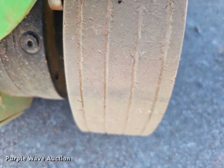 image for item DQ1169 2019 Genie GR-20  vertical lift