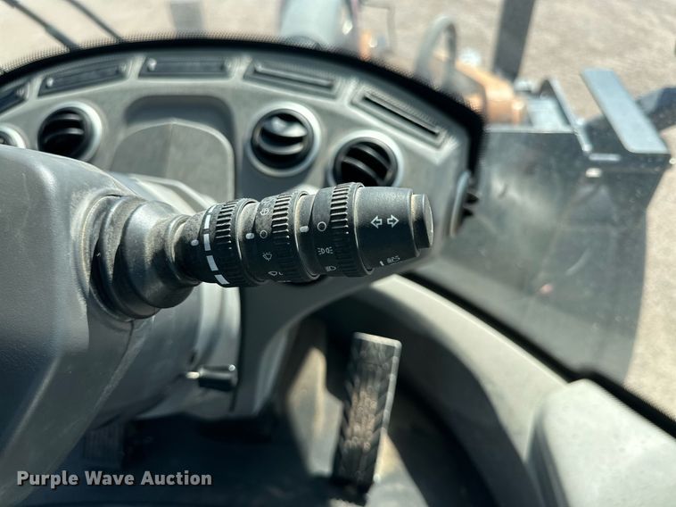 image for item DQ1413 2019 Case 721G  wheel loader