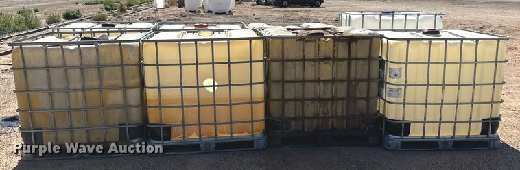 image for item DQ1422 (8) poly totes