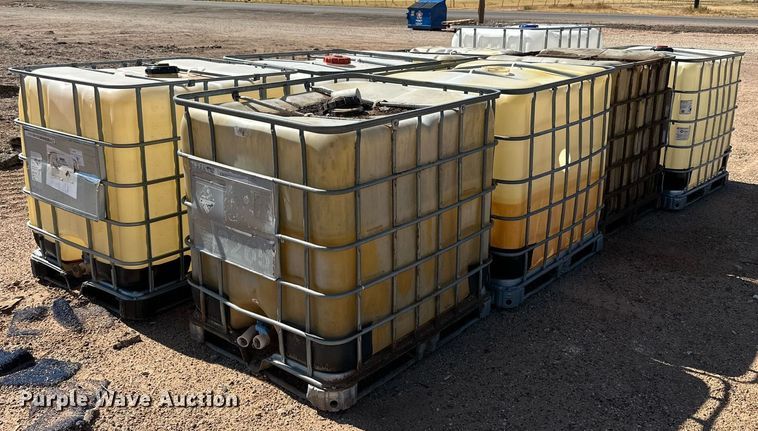 image for item DQ1422 (8) poly totes