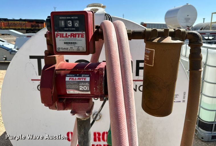 image for item DQ1423 (2) tanks