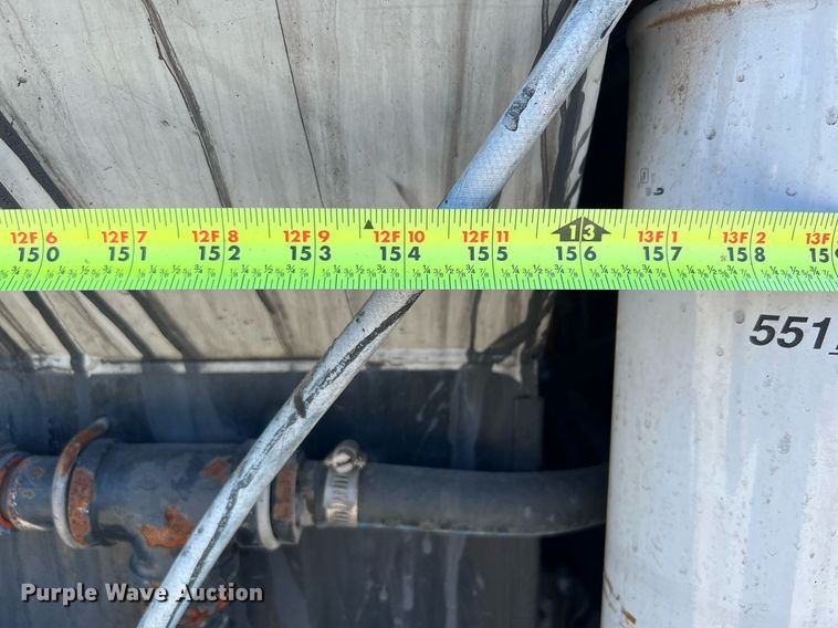 image for item DQ2199 2013 Freightliner 114SD  seal coat truck