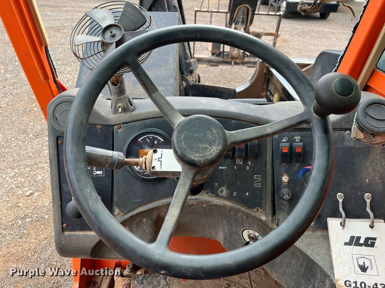 image for item DQ2204 2013 JLG G10-43A  telehandler