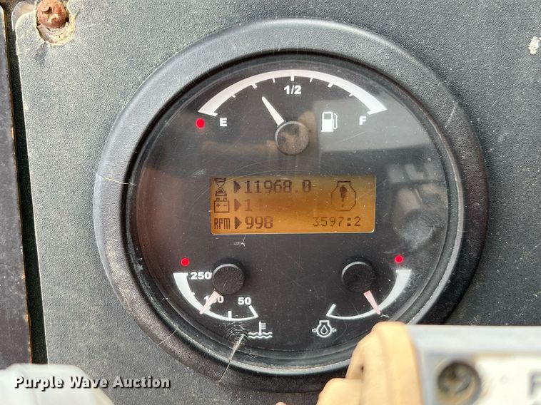 image for item DQ2204 2013 JLG G10-43A  telehandler