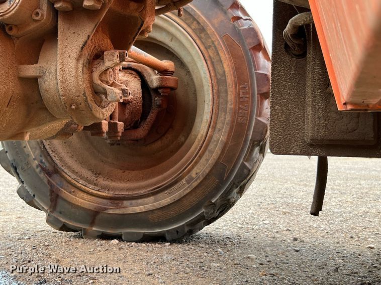 image for item DQ2204 2013 JLG G10-43A  telehandler
