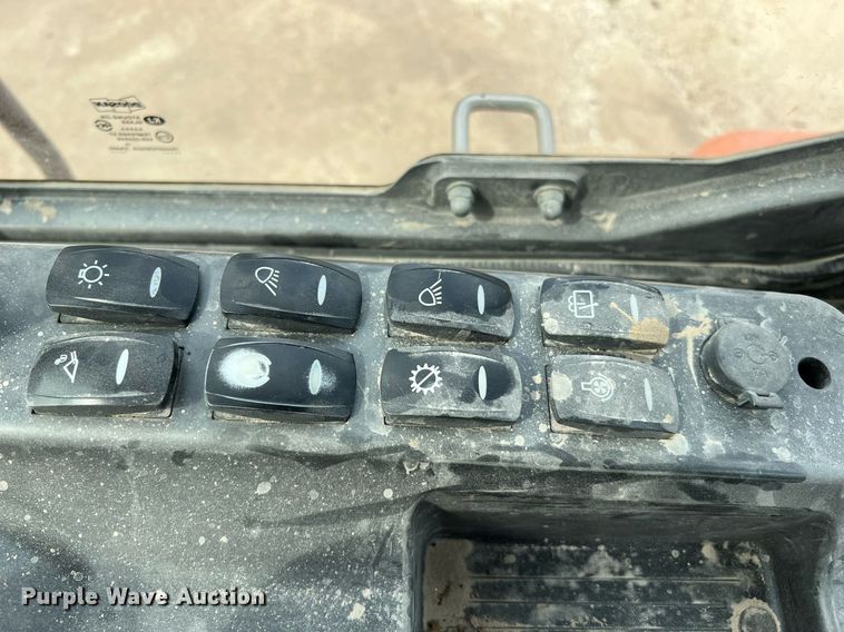 image for item DQ2205 2014 Doosan DL250-3  wheel loader