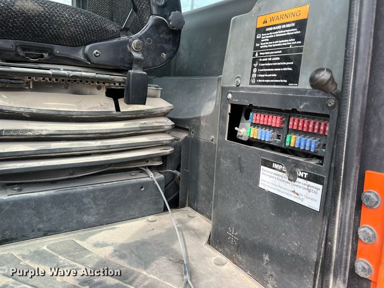 image for item DQ2205 2014 Doosan DL250-3  wheel loader