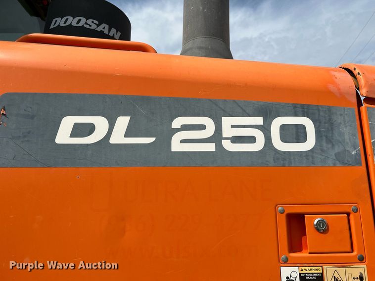 image for item DQ2205 2014 Doosan DL250-3  wheel loader