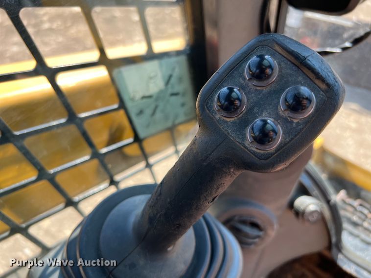 image for item DQ2208 2018 Caterpillar 259D  tracked skid steer loader