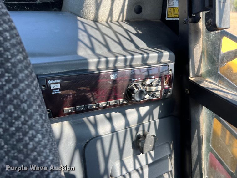 image for item DQ2208 2018 Caterpillar 259D  tracked skid steer loader