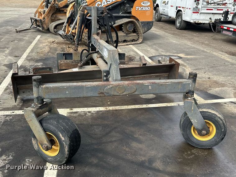 image for item DQ7369 Great-Errr skid steer grader