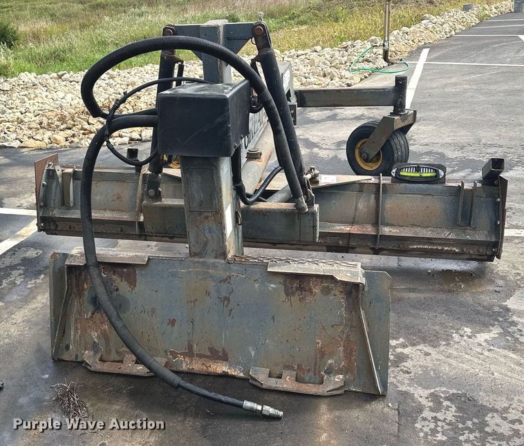 image for item DQ7369 Great-Errr skid steer grader