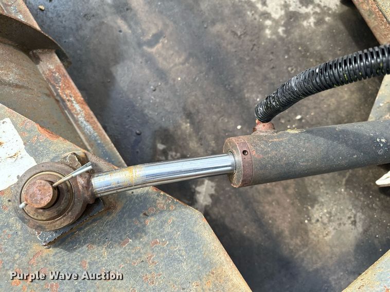 image for item DQ7369 Great-Errr skid steer grader