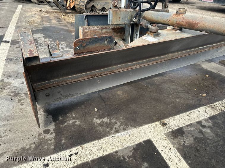 image for item DQ7369 Great-Errr skid steer grader