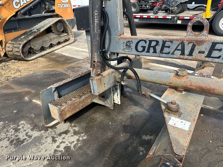 image for item DQ7369 Great-Errr skid steer grader