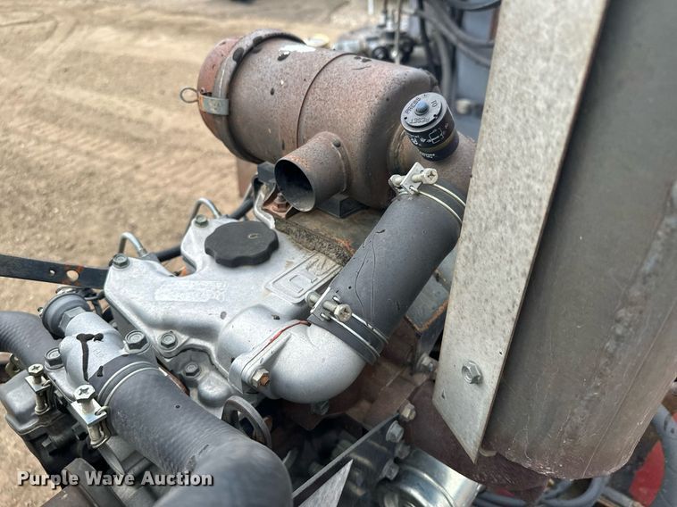 image for item DQ7370 2000 Cimline 275 melter applicator