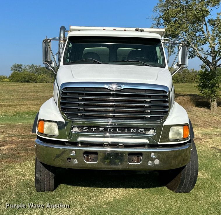 image for item DS2294 2008 Sterling LT9500  dump truck