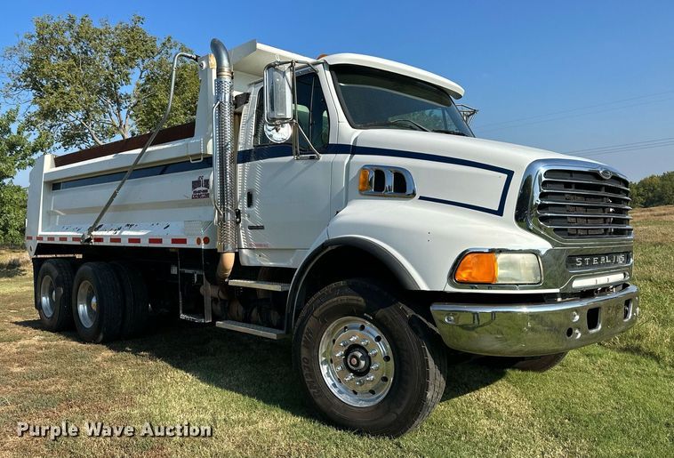 image for item DS2294 2008 Sterling LT9500  dump truck