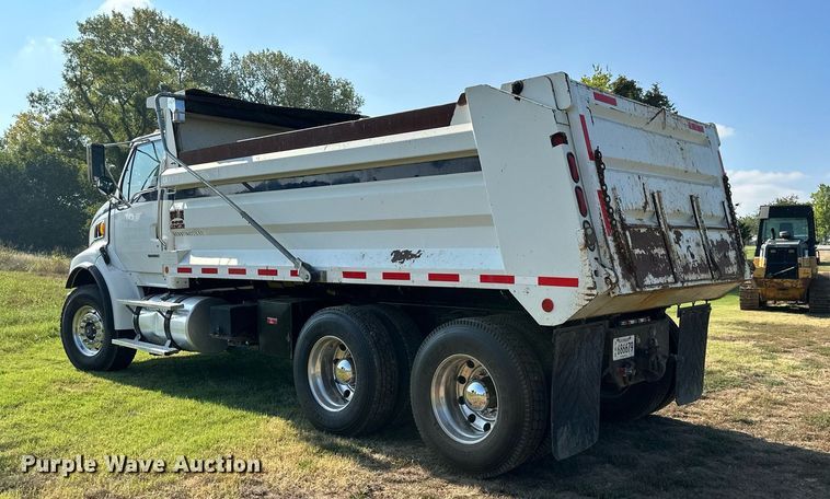 image for item DS2294 2008 Sterling LT9500  dump truck