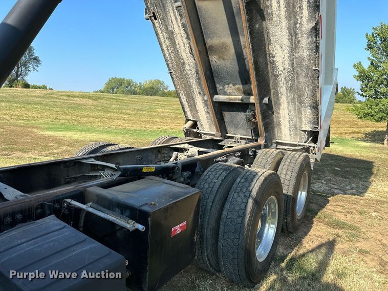 image for item DS2294 2008 Sterling LT9500  dump truck