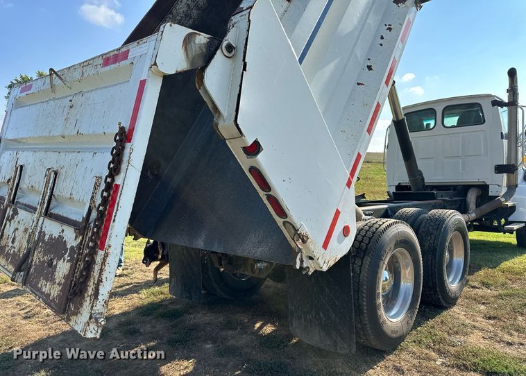image for item DS2294 2008 Sterling LT9500  dump truck