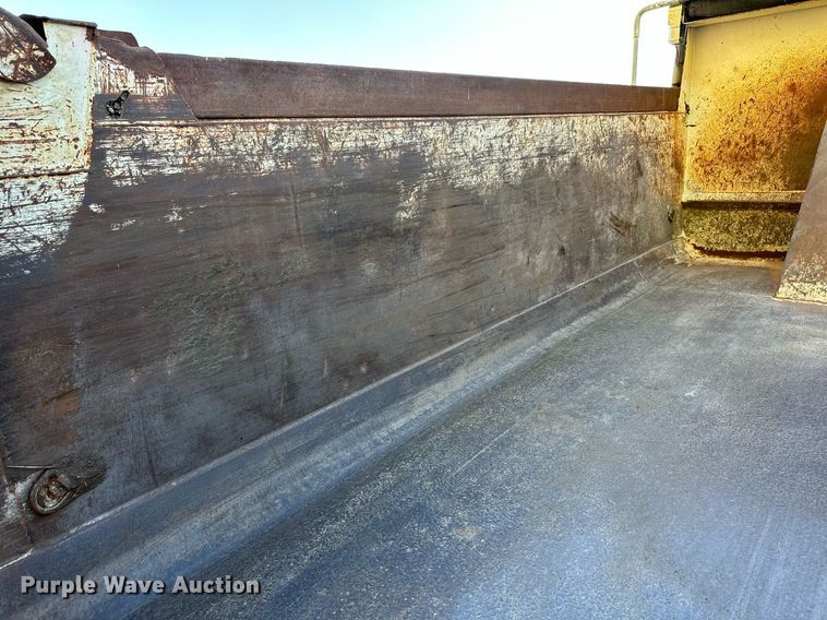 image for item DS2294 2008 Sterling LT9500  dump truck