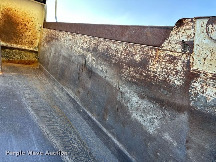 image for item DS2294 2008 Sterling LT9500  dump truck