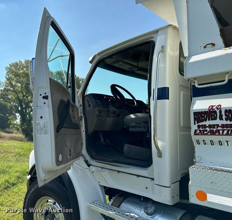 image for item DS2294 2008 Sterling LT9500  dump truck