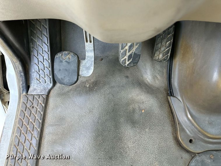 image for item DS2294 2008 Sterling LT9500  dump truck