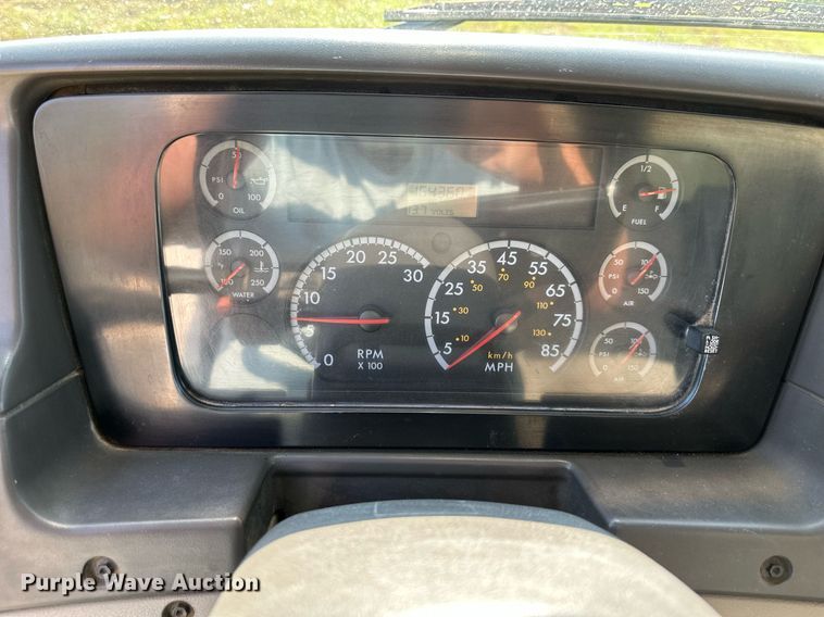 image for item DS2294 2008 Sterling LT9500  dump truck