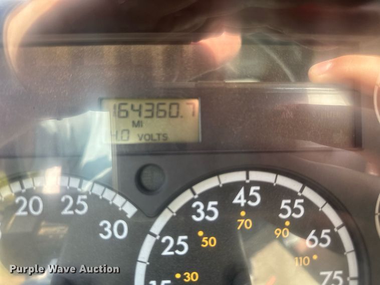 image for item DS2294 2008 Sterling LT9500  dump truck