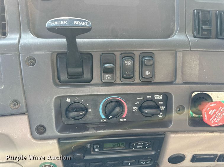 image for item DS2294 2008 Sterling LT9500  dump truck